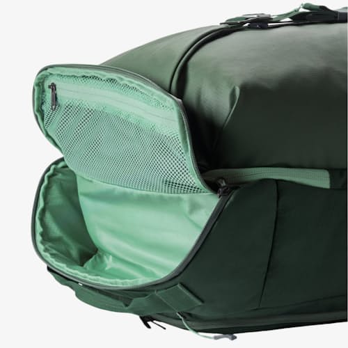 laydown detail image of Tour Travel Pack 55L