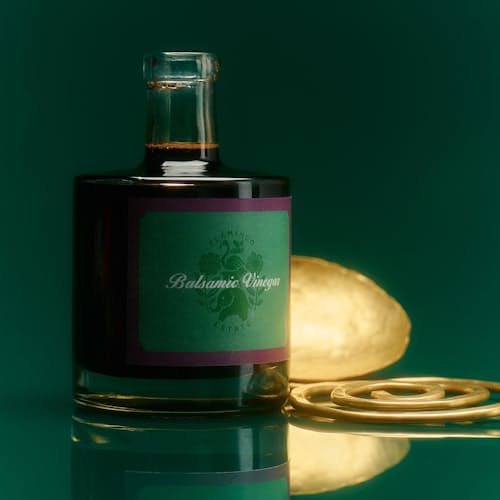 lifestyle image of Balsamic Vinegar