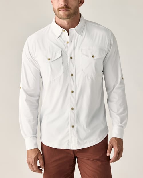 on model image of Gulfstream Performance Shirt