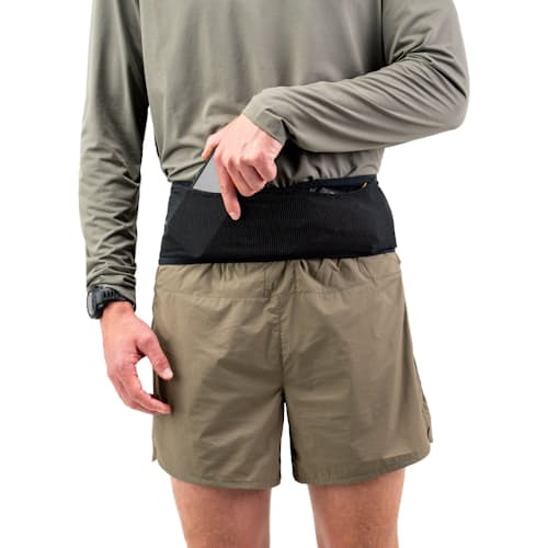 on model image of LF 2L Running Belt