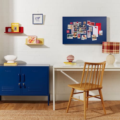 lifestyle image of The Lowdown Locker