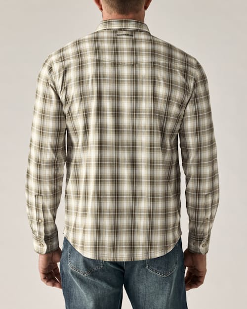 on model image of Gulfstream Performance Shirt