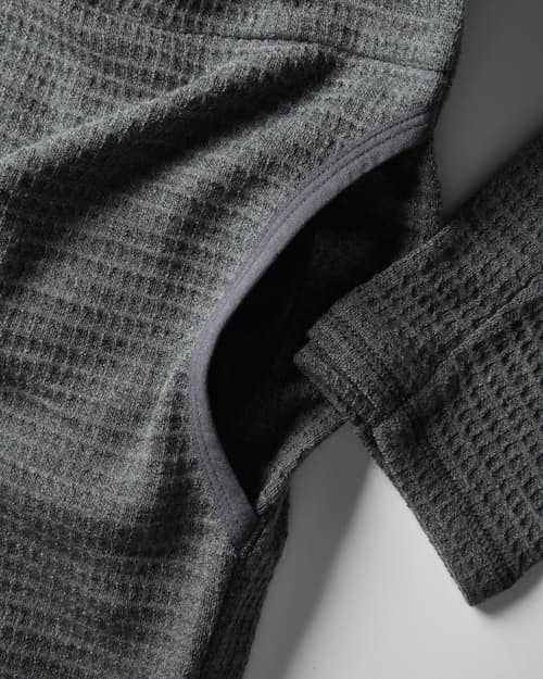 laydown detail image of Thermal 72-Hour 1/4 Zip