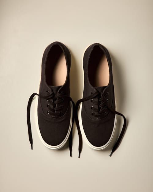 no crop image of Canvas Sneaker