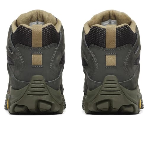 laydown image of Moab 3 Mid WP