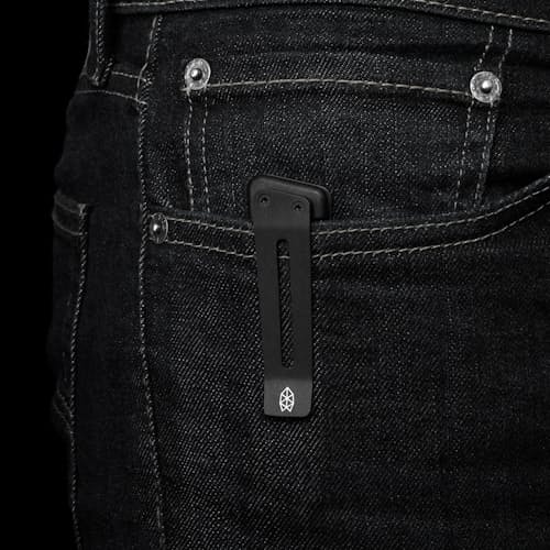 laydown image of The Chapter Knife - Serrated