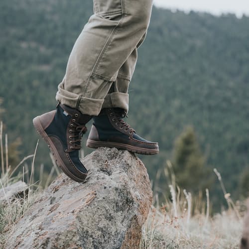 laydown image of Boulder Boot