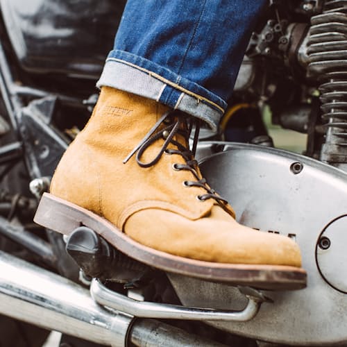 laydown image of Huckberry x Chippewa - 6" Service Boot