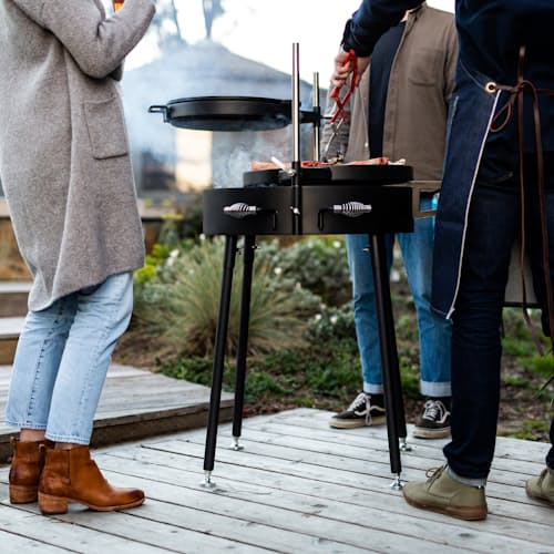 lifestyle image of KUDU Smoker Lid