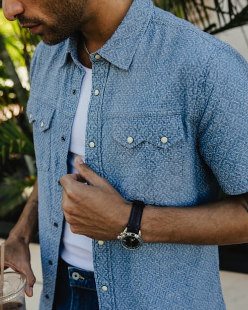 lifestyle image of Short Sleeve Sawtooth Western Shirt