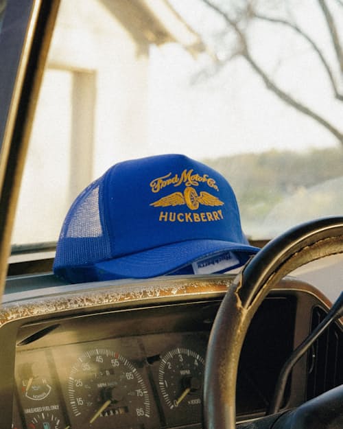 lifestyle image of Winged Wheel Logo Snapback
