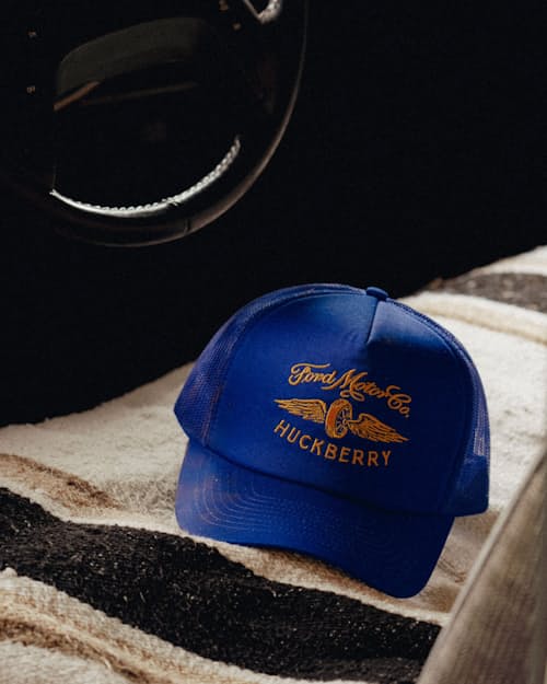 lifestyle image of Winged Wheel Logo Snapback