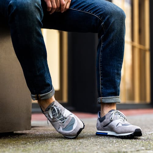laydown image of Marathon Trainer