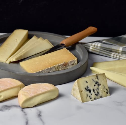 laydown image of Gourmet Cheese Tasting Box