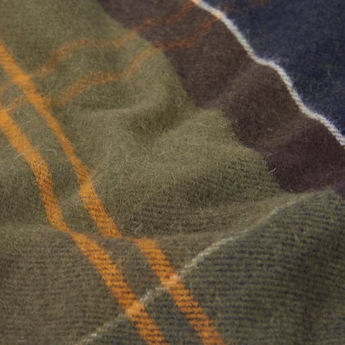 laydown image of Barbour Inverness Tartan Scarf