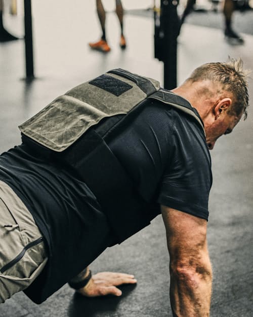 lifestyle image of Rucking Weight Vest