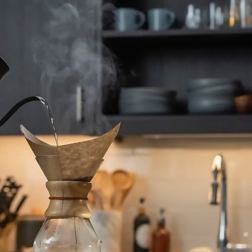 lifestyle image of Balmuda Kettle