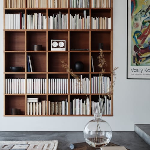 laydown image of Small Transparent Speaker
