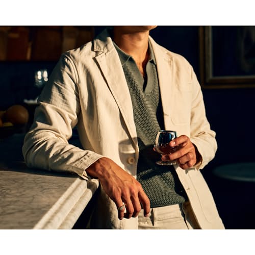 lifestyle image of 365 Cotton Linen Blazer