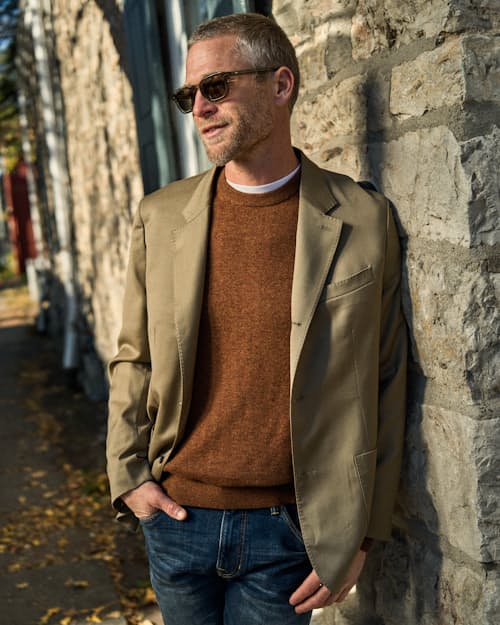lifestyle image of EasyCash Merino Crewneck Sweater