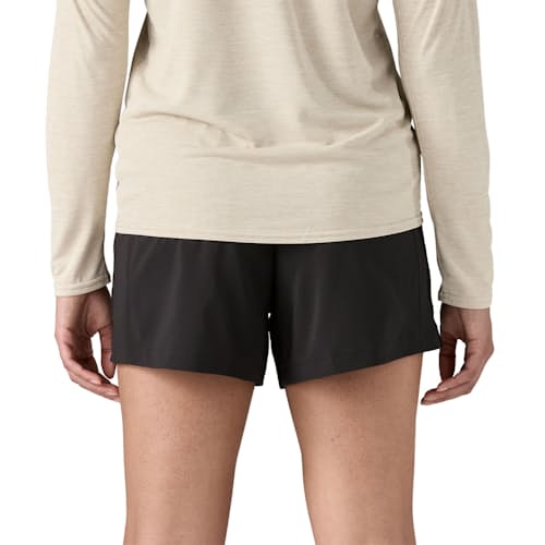 on model image of Women's Terrebonne Shorts