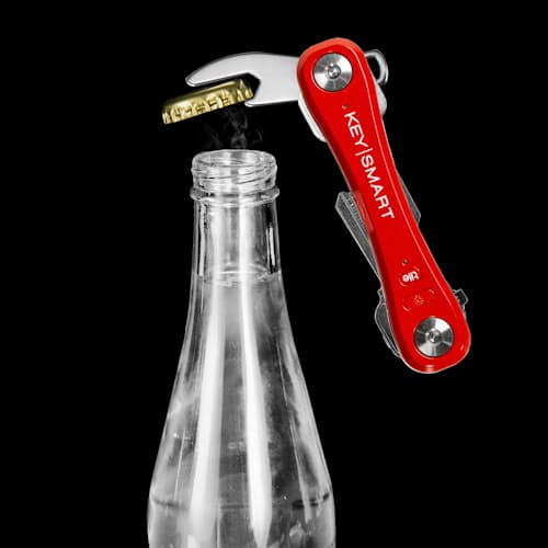 laydown image of KeySmart Pro w/ Tile Smart Location