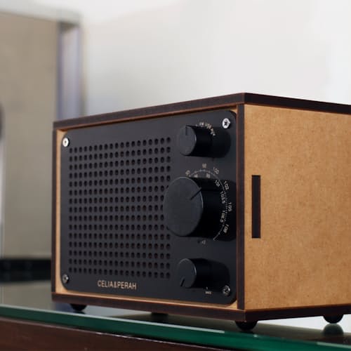 laydown image of DIY Bluetooth Classic Radio