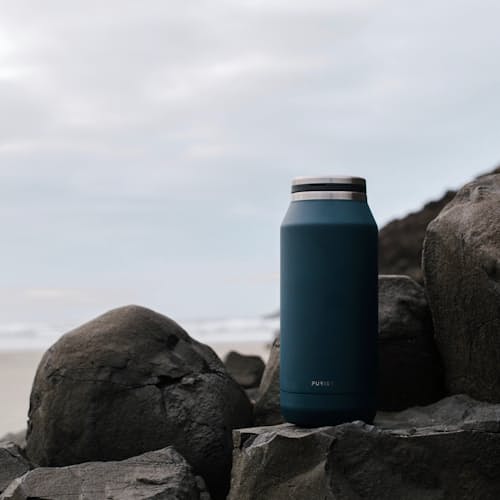 laydown image of Founder 32oz Insulated Bottle - Element Top