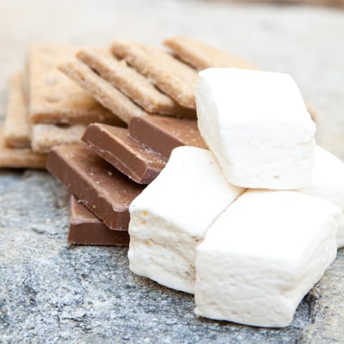 laydown image of Classic S'mores Kit