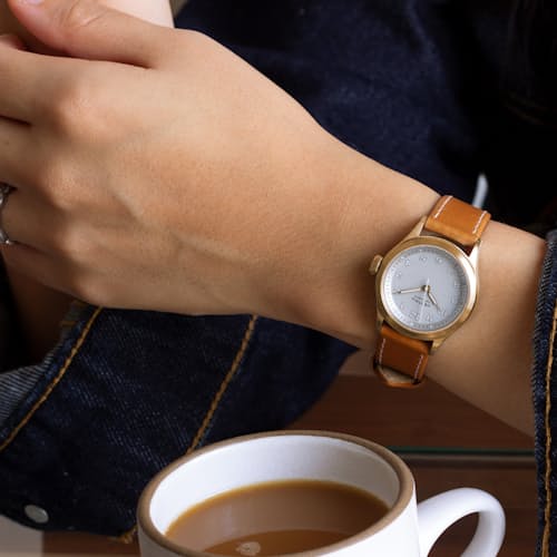 laydown image of Women's Field Watch Mark III