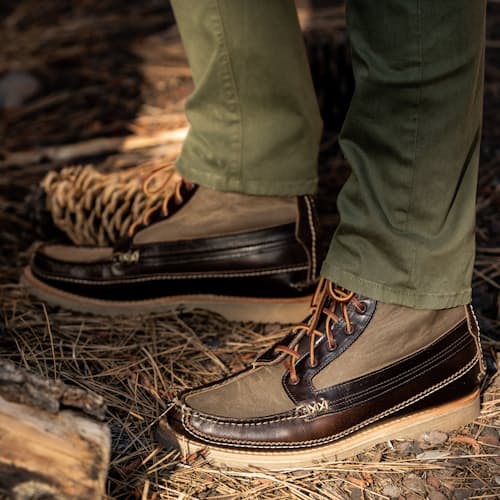 laydown image of Maine Guide 6 Eye DB Boots