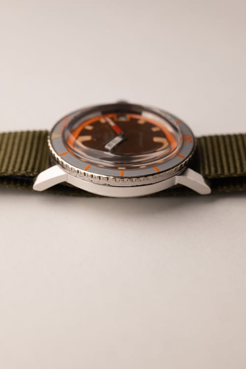 laydown detail image of Zodiac Tropical Dial 722-946B Sea-Wolfe