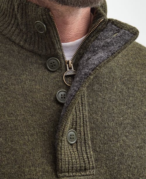 on model image of Essential Patch Half Zip Sweater