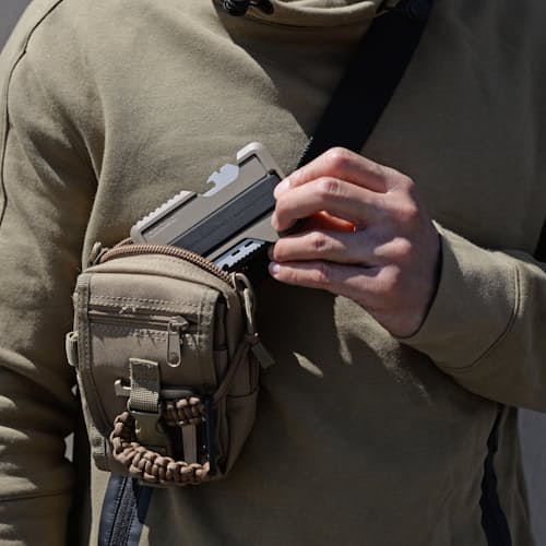 laydown image of T01 Spec Ops - Utility Wallet