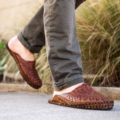 lifestyle image of Woven City Slipper