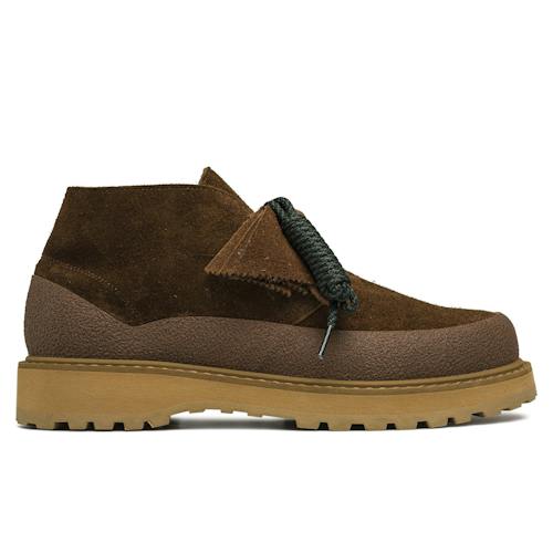 laydown image of Diemme x Clarks Chukka