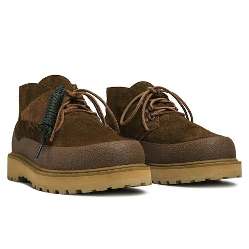 laydown image of Diemme x Clarks Chukka
