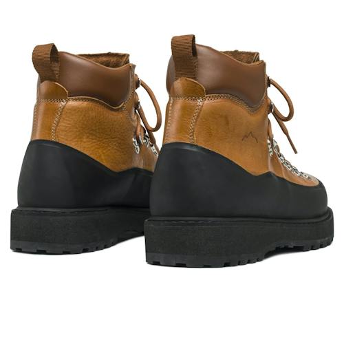 laydown image of Roccia Vet Gomma Hiker