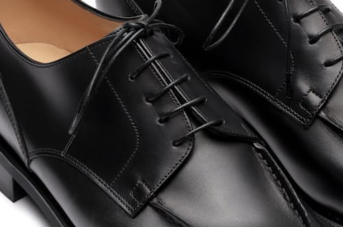 laydown detail image of Chambord Derby
