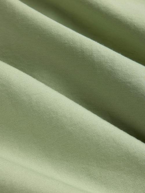 laydown detail image of Big Oxford