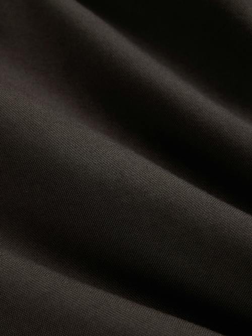 laydown detail image of Big Oxford
