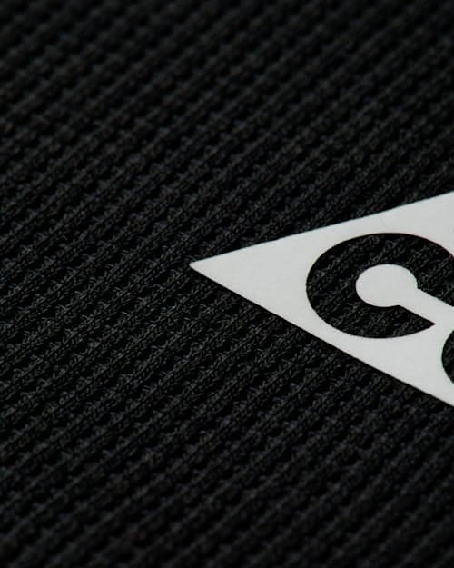 laydown detail image of ACG Trail Midlayer Half-Zip