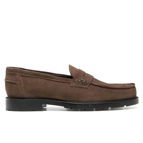laydown image of Escale Penny Loafer