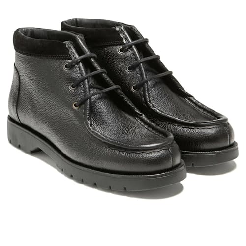 laydown image of Parure Chukka Boot