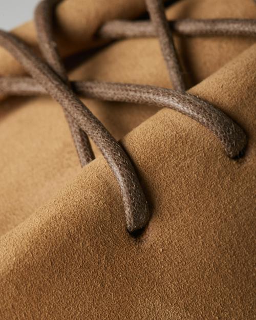 laydown detail image of Edouard Lug Derby