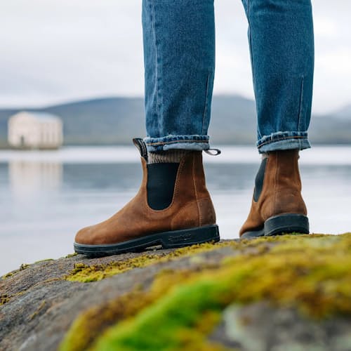 lifestyle image of #1911 Chelsea Boot