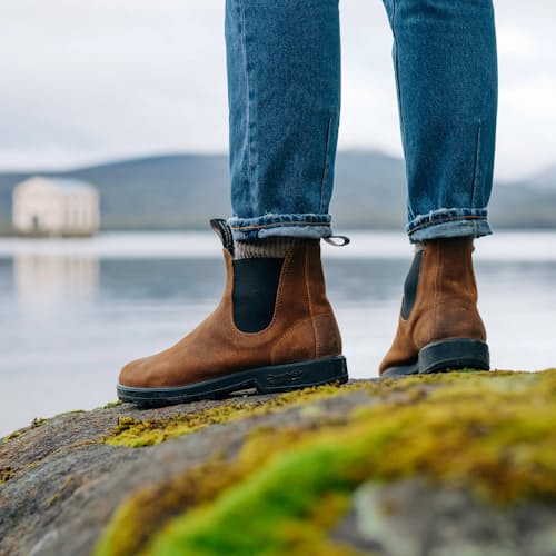 lifestyle image of #1911 Chelsea Boot