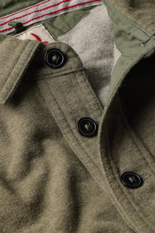 laydown detail image of Mariner Polo