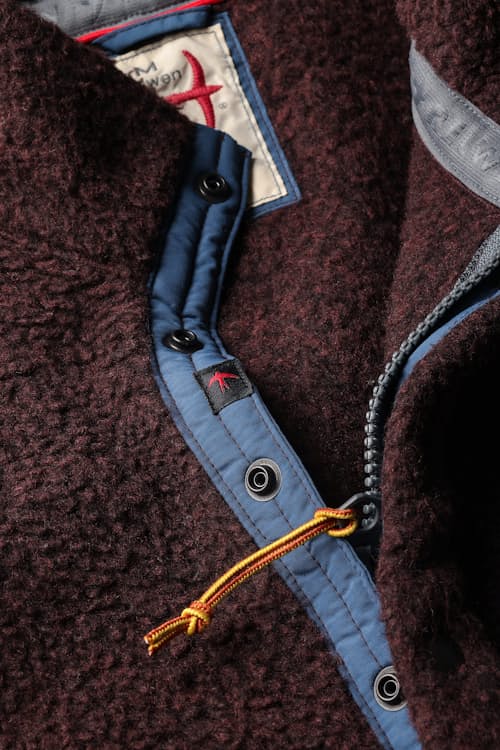 laydown detail image of Wooly Shag Snap