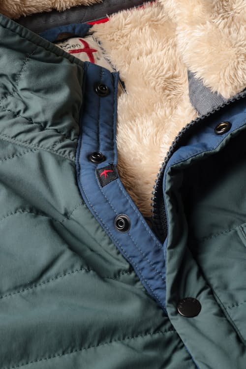 laydown detail image of Quilted Superfleece Popover